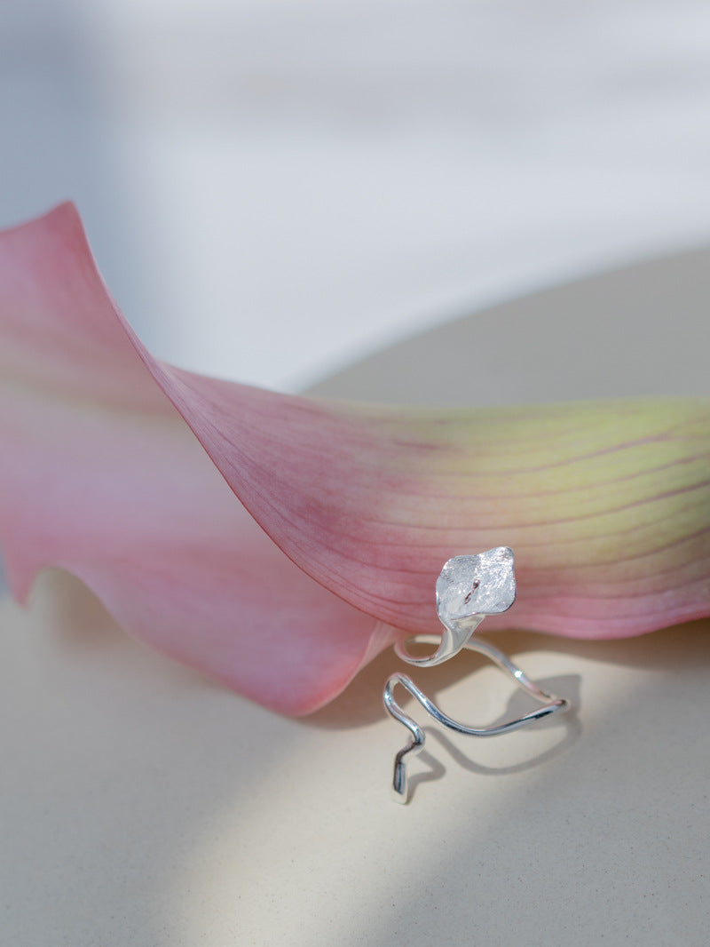 Calla Lily Ring-Sterling Silver Calla Lily Flower Open Ring-Dainty Flower-Silver Floral Jewelry-Gift for her