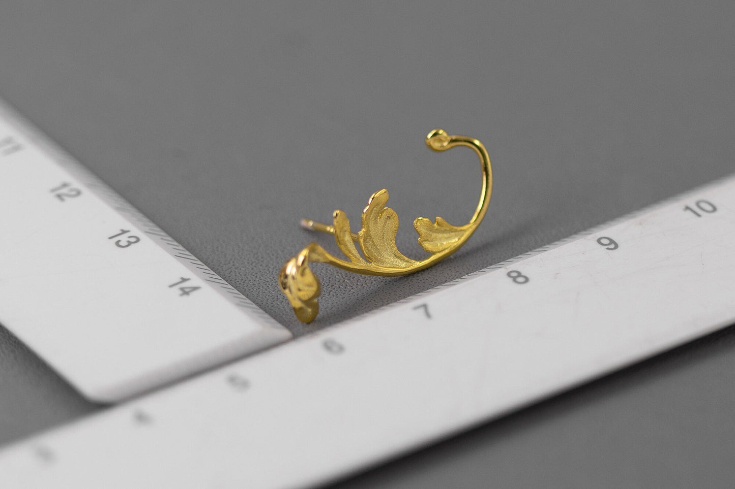 Acanthus Leaf Earring-Sterling Silver Leaf Stud Earring-Antique Leaf-Dainty Leaf Jewelry-Gift for Women cindysilverstudio