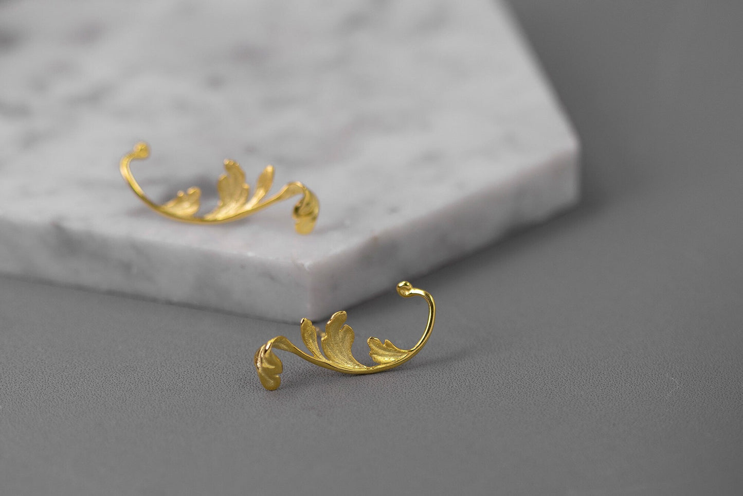 Acanthus Leaf Earring-Sterling Silver Leaf Stud Earring-Antique Leaf-Dainty Leaf Jewelry-Gift for Women cindysilverstudio