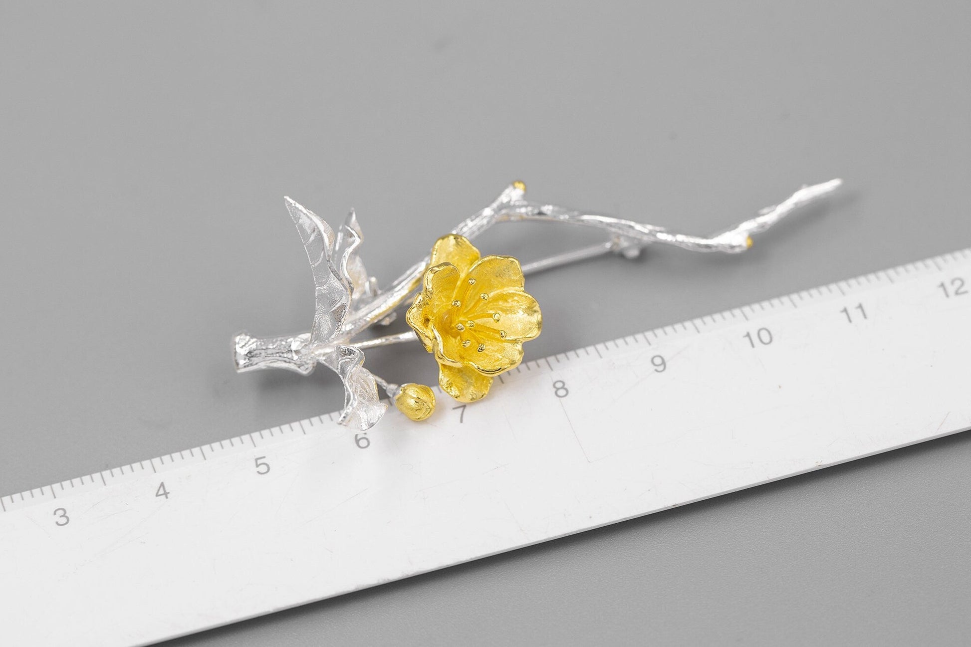 Begonia Flower Brooch-Sterling Silver Blossom Flower Twig Brooch-Gold Flower Slender Twig-Floral Jewelry-Bridesmaid gifts-Gift for her cindysilverstudio