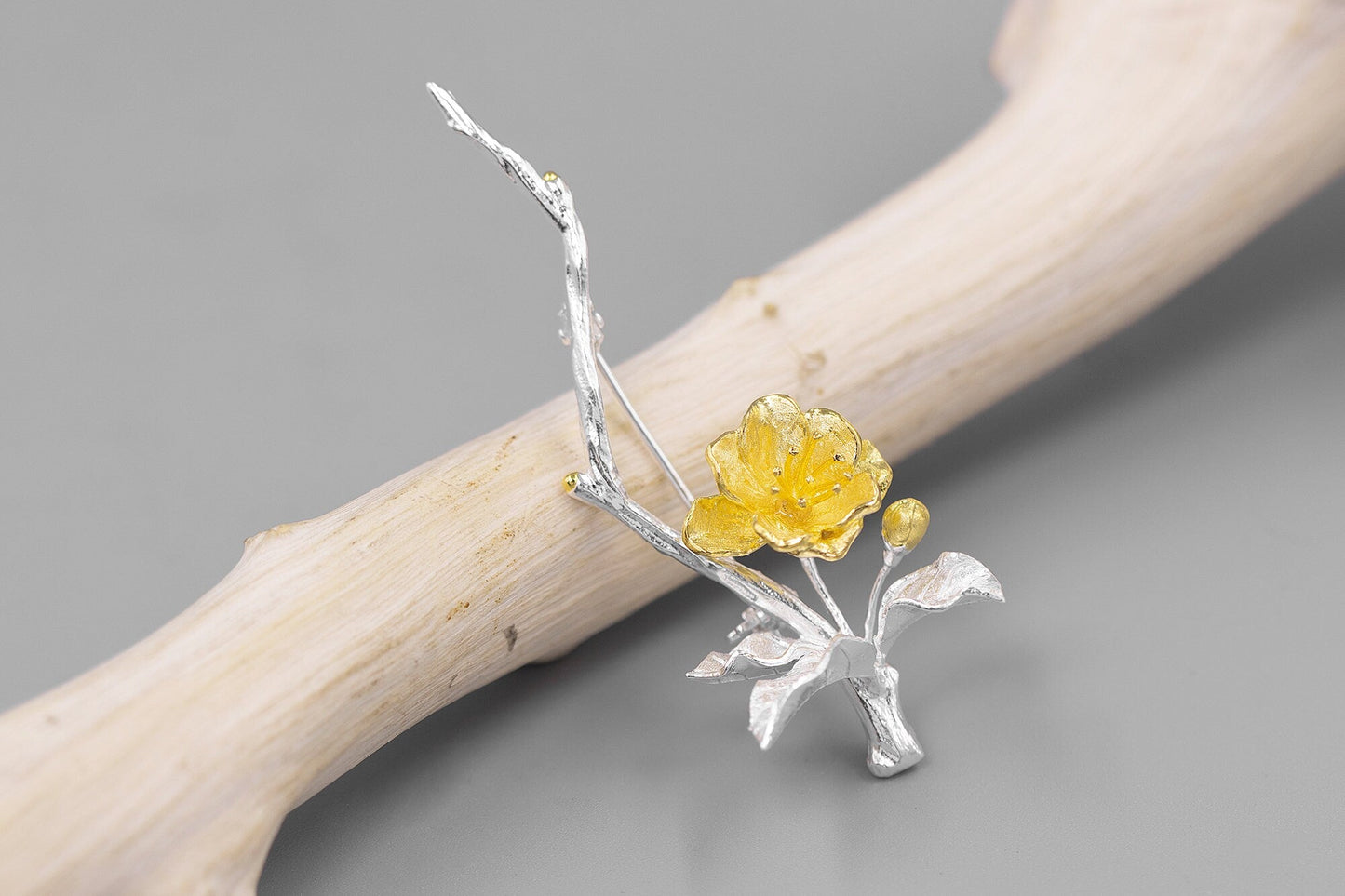 Begonia Flower Brooch-Sterling Silver Blossom Flower Twig Brooch-Gold Flower Slender Twig-Floral Jewelry-Bridesmaid gifts-Gift for her cindysilverstudio