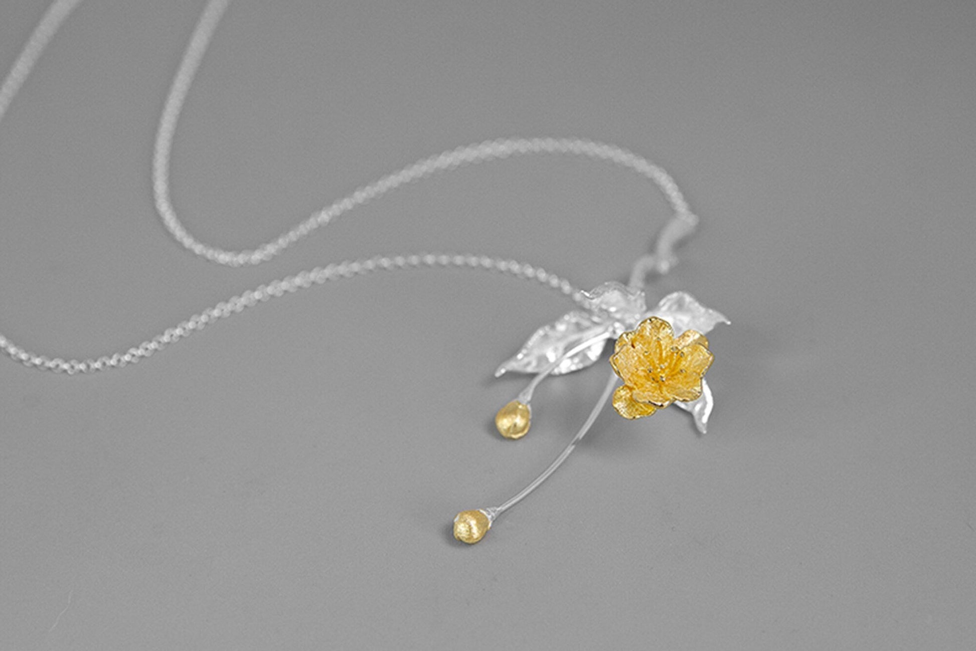 Begonia Flower Necklace-Sterling Silver Blossom Flower Pendant Necklace-Gold Flower-Floral Jewelry-Bridesmaid gifts-Gift for women cindysilverstudio