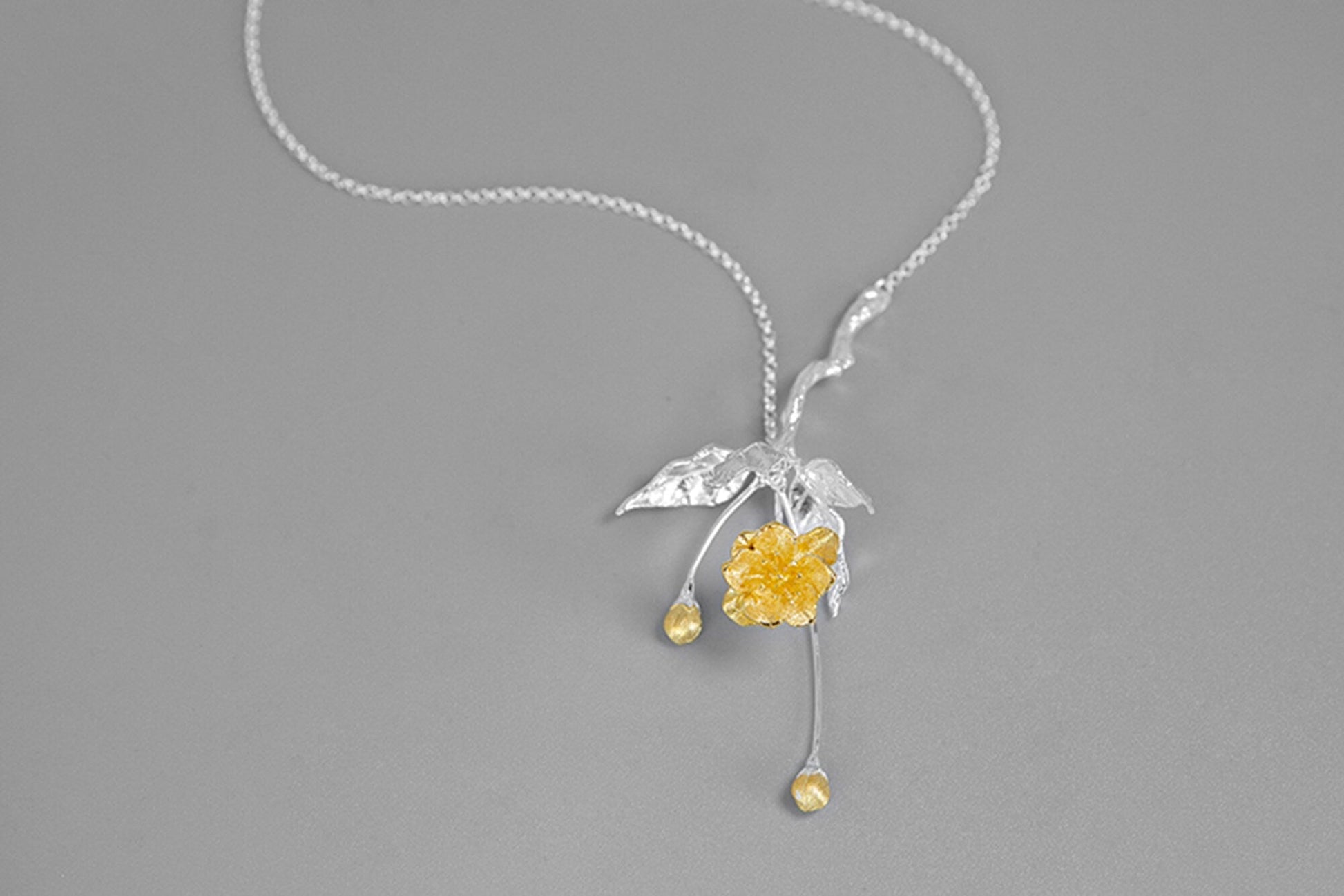 Begonia Flower Necklace-Sterling Silver Blossom Flower Pendant Necklace-Gold Flower-Floral Jewelry-Bridesmaid gifts-Gift for women cindysilverstudio