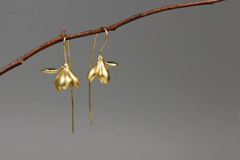 Magnolia Flower Earring-Sterling Silver Flower Charm Dangle-Real Flower-Glossy Twig-Magnolia Jewelry-Gift for her cindysilverstudio