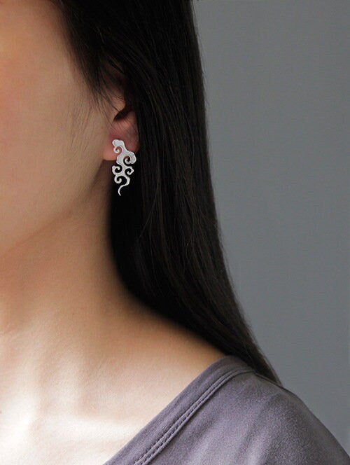 Wind Cloud Charm Earring-Sterling Silver Cloud Stud Earring-Wild Cloud-Cloud Pattern-Minimalist Jewelry-Gift for her cindysilverstudio