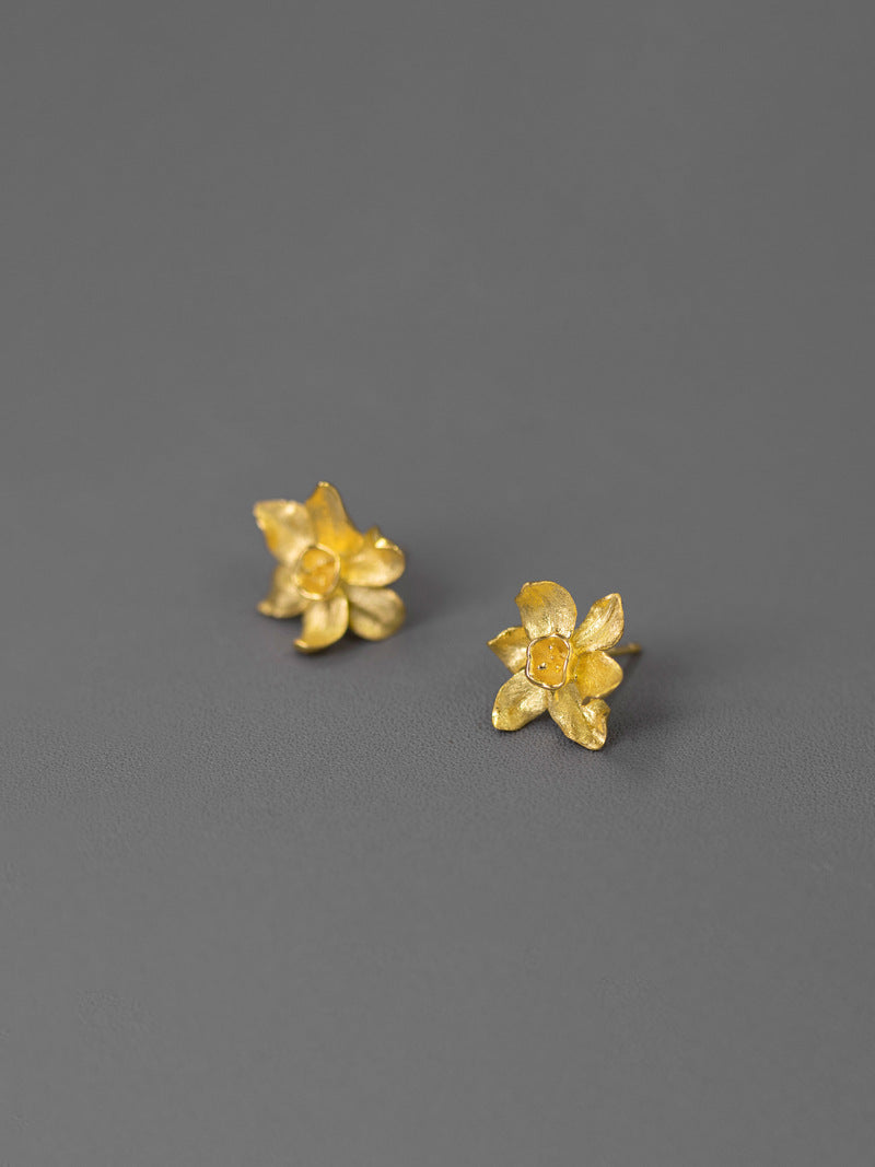 Narcissus Flower Charm Earring-Sterling Silver Narcissus Flower Stud Earring-Spring Flower-Dainty Floral Jewelry-Mother's Day Gift