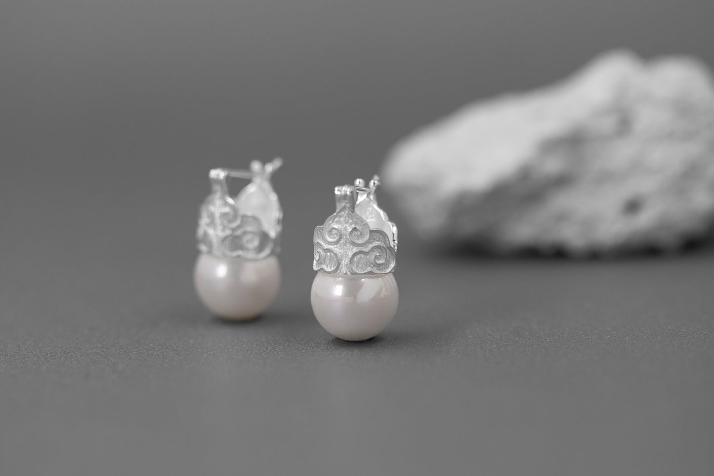 Shell Pearl Earring-Sterling Silver Cloud Pattern Charm Earring-12 mm Pearl-Fashion Pearl Jewelry-Gift for her